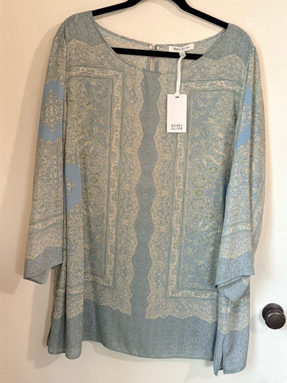 Rose+Olive 3X Blue Boho Print Blouse Long Sleeve Lightweight Top NWT